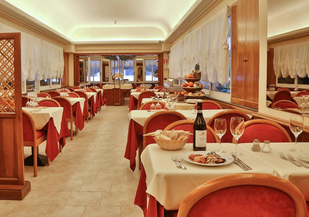 Best Western Hotel Moderno Verdi Genoa Ngoại thất bức ảnh