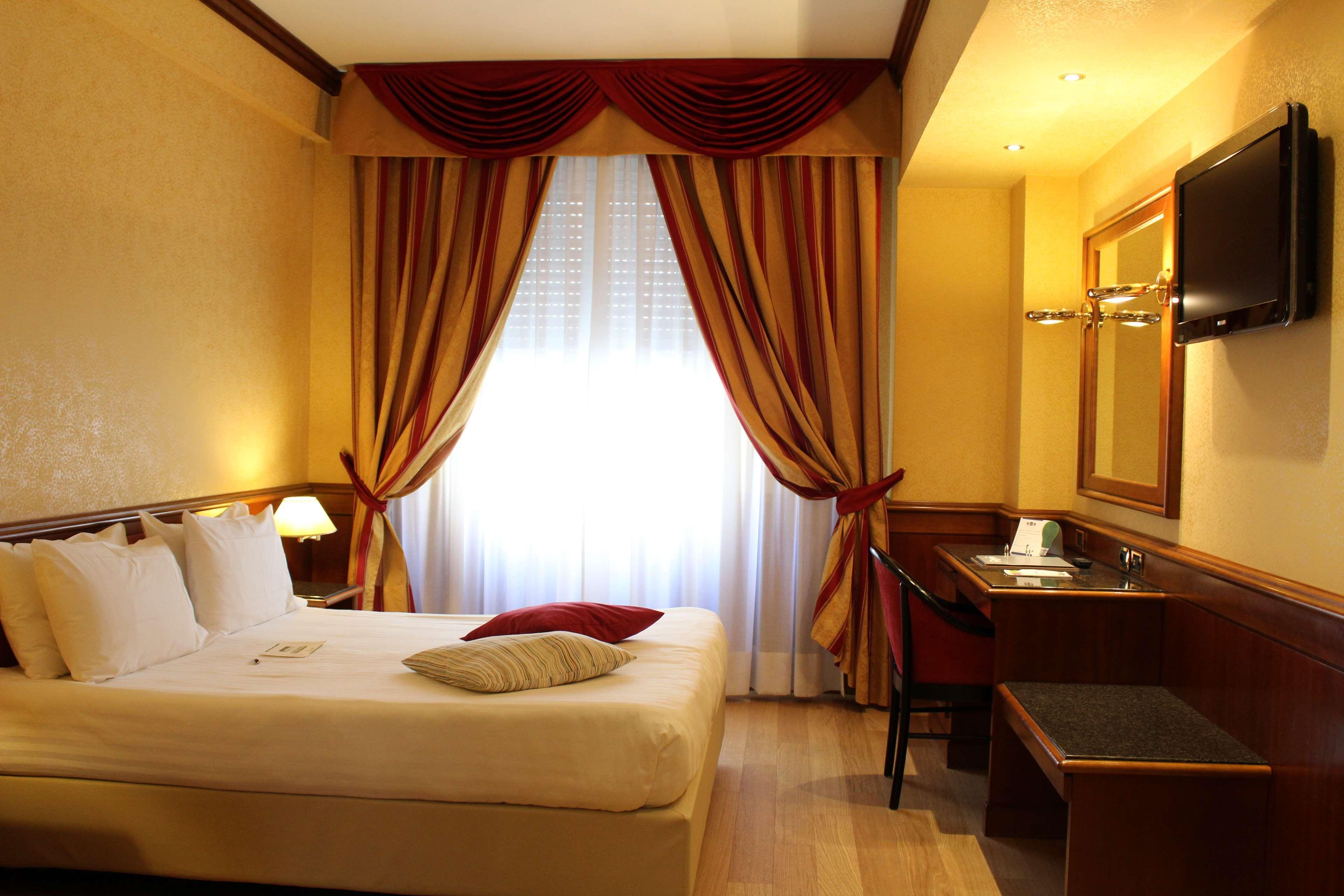 Best Western Hotel Moderno Verdi Genoa Ngoại thất bức ảnh