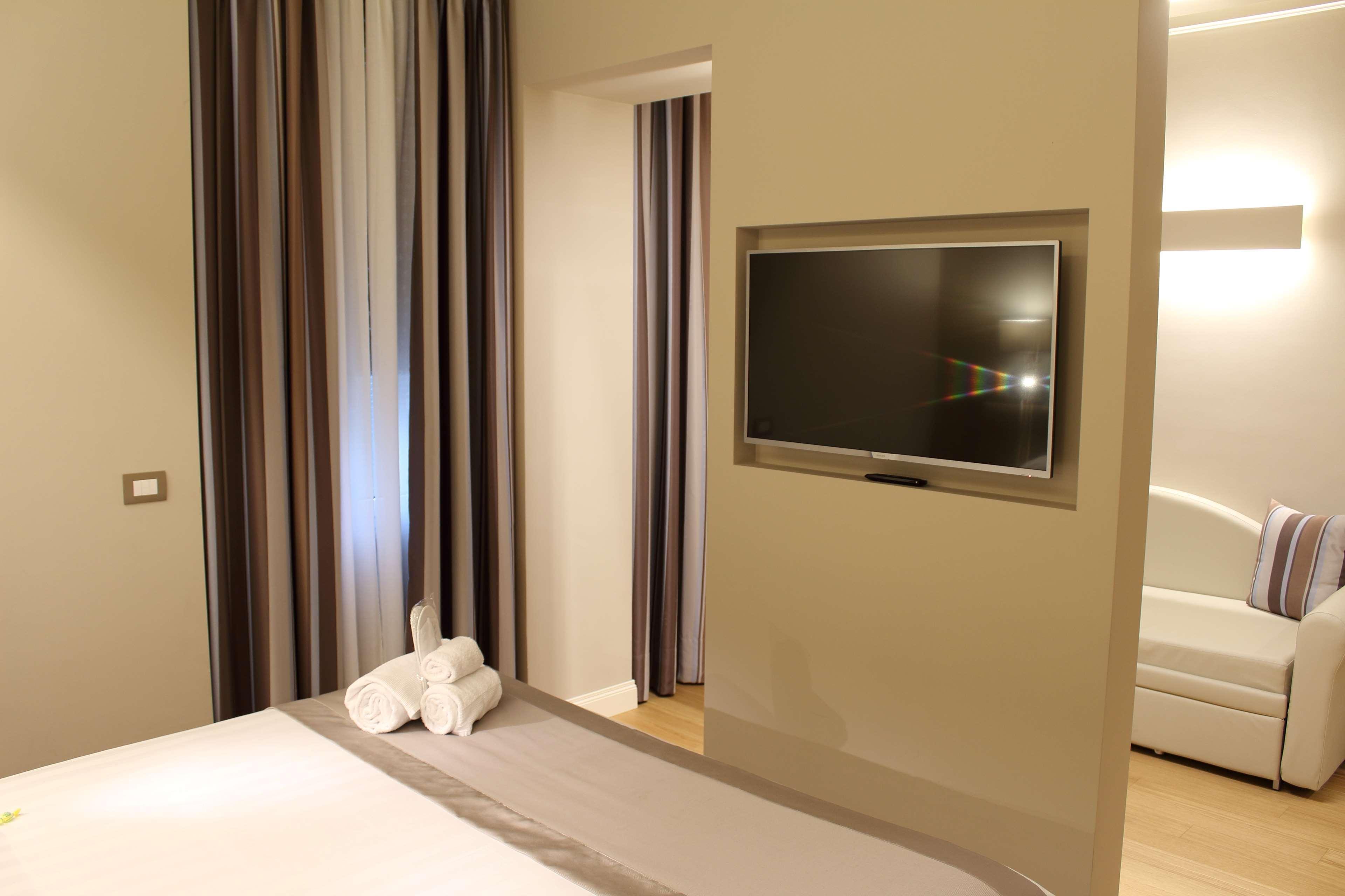 Best Western Hotel Moderno Verdi Genoa Ngoại thất bức ảnh
