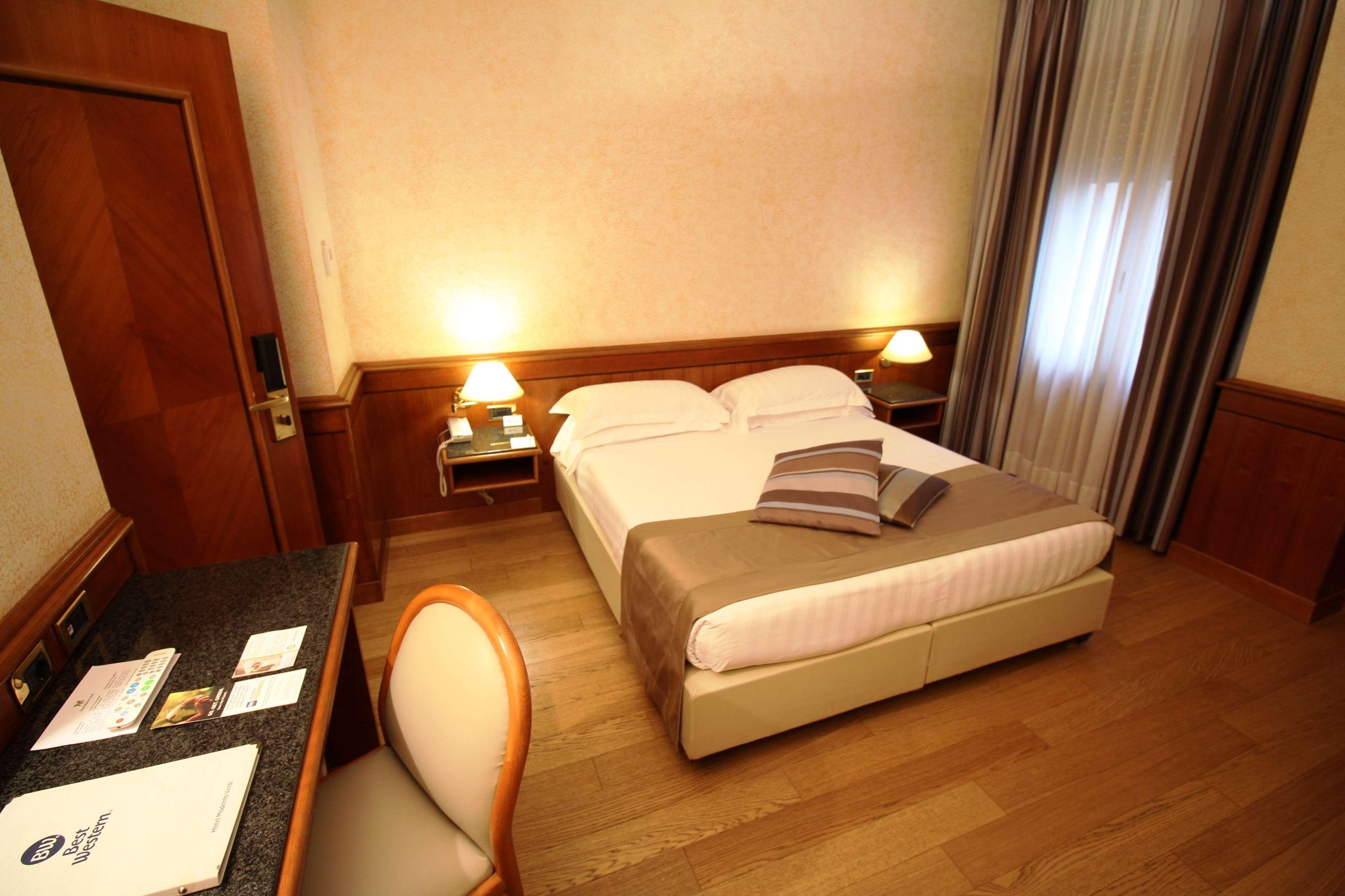 Best Western Hotel Moderno Verdi Genoa Ngoại thất bức ảnh